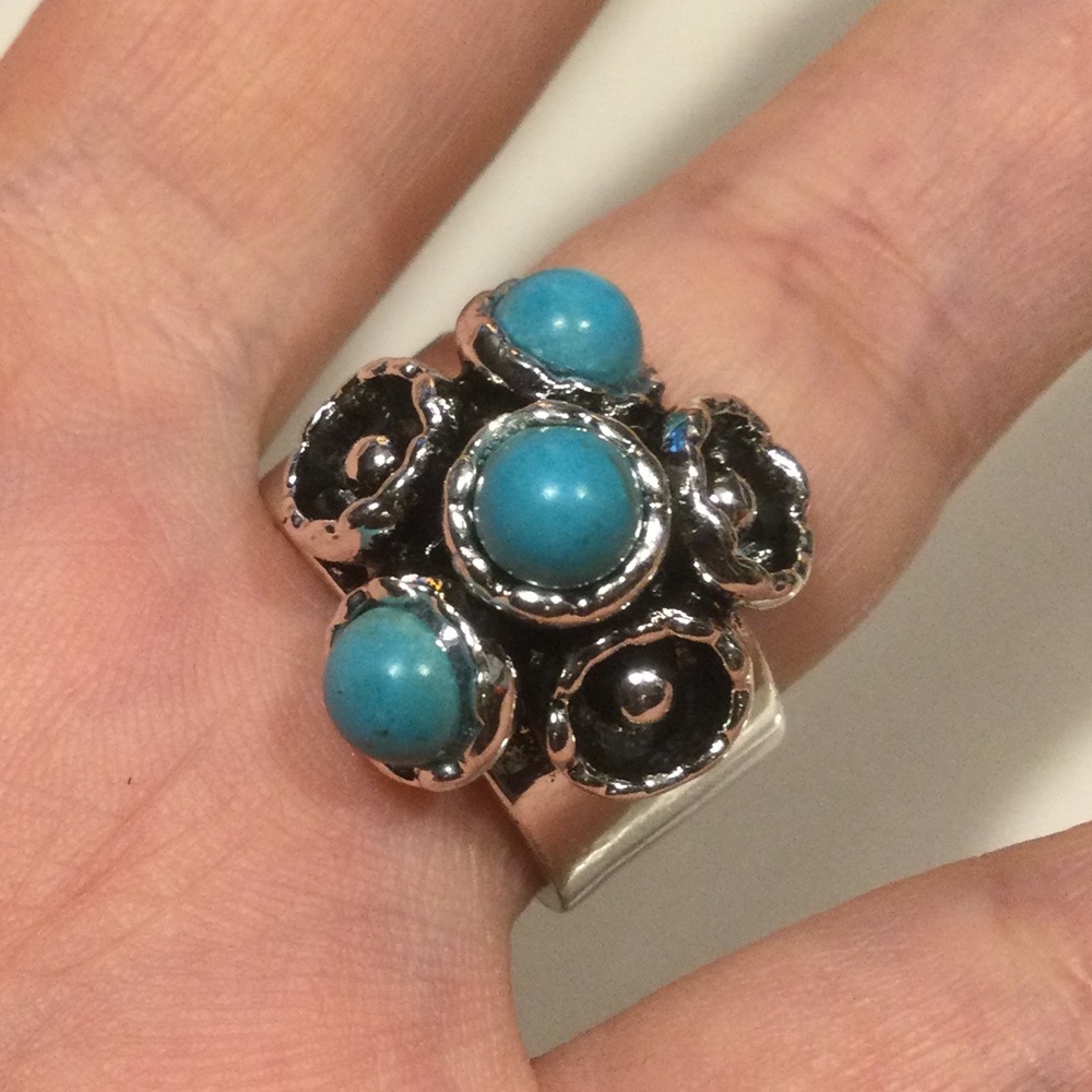 NEW Flower Ring